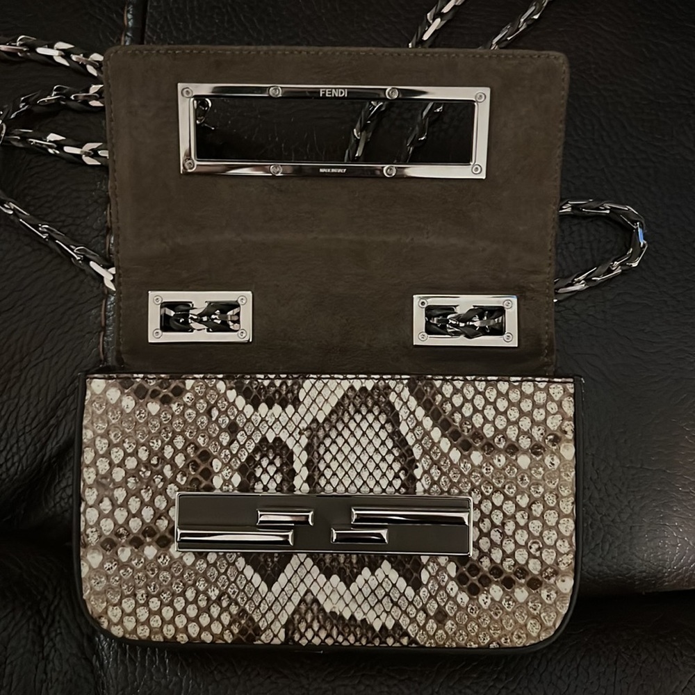 Fendi 3Baguette small Python leather chained Crossbody Bag - Picture 10 of 11